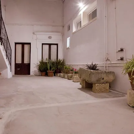 Palazzo Spandi 3*
